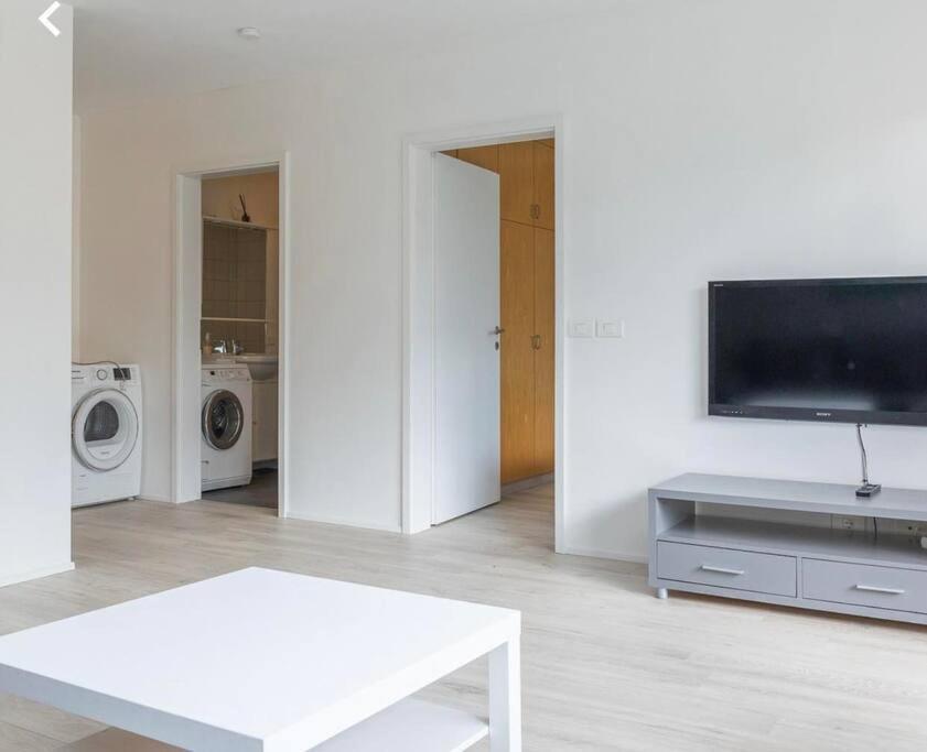 Cozy Apartment In Акурейрі Екстер'єр фото